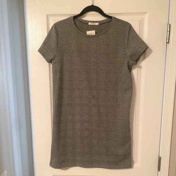 NWT t-shirt dress - Picture 1 of 4